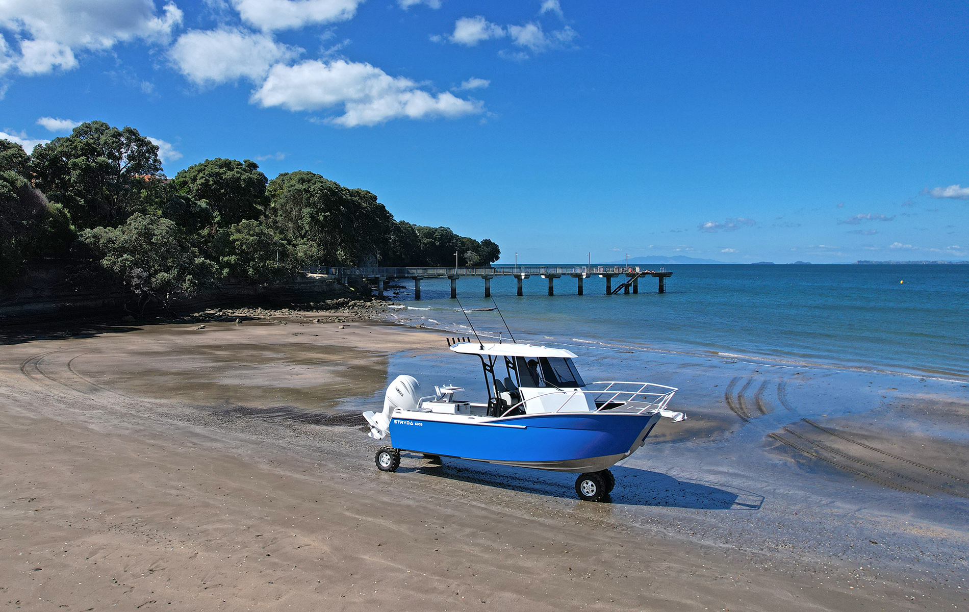 600S parked on beach at Murrarys Bay