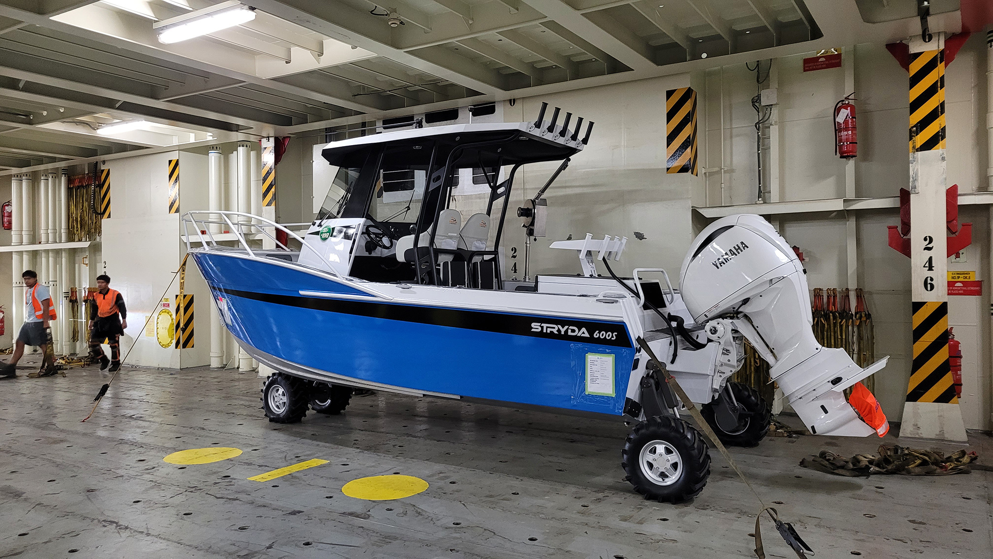 Amphibious catamaran Stryda 600s shipping to Australia